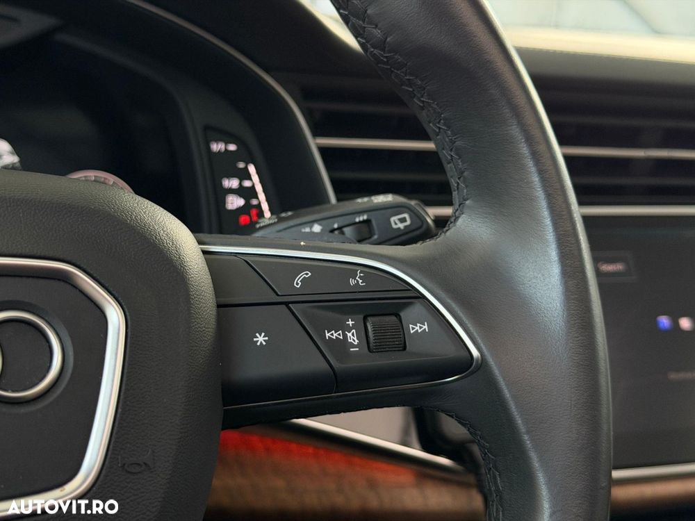 Audi Q7 50 TDI quattro Tiptronic MHEV S Line - 16