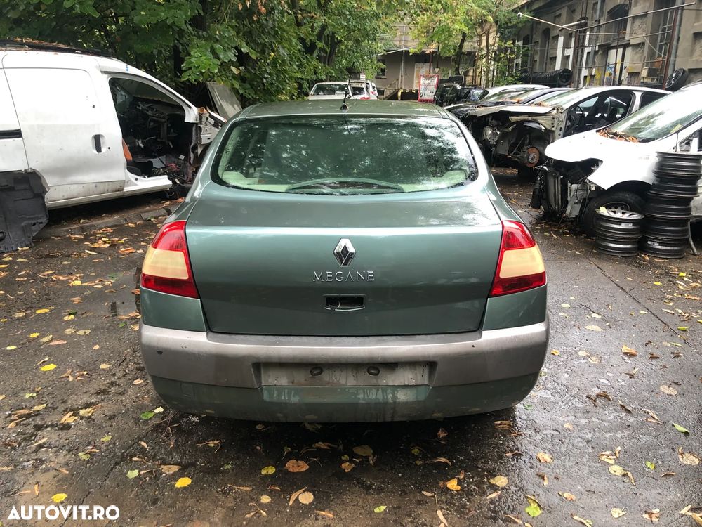 Dezmembrez Renault Megane II facelift verde 1,5 dci Euro 4 2007 - 6