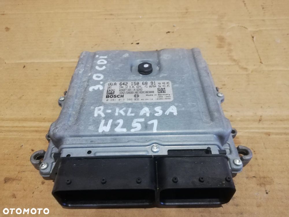 MERCEDES 3.0 W251 CDI A6421506891 KOMPUTER SILNIKA