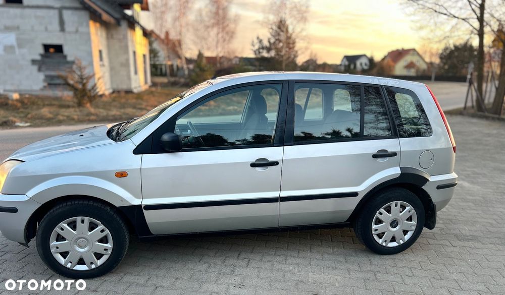 Ford Fusion 1.4 TDCI Trend - 8