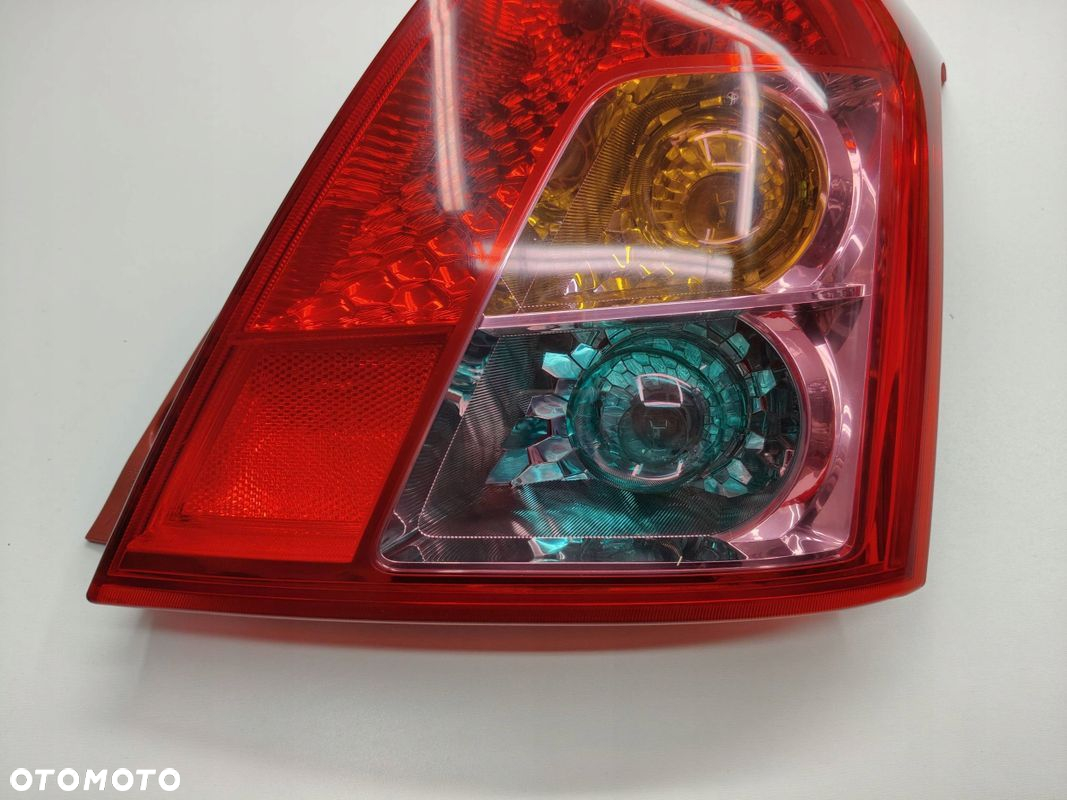 LAMPA PRAWA TYŁ PRAWA TYLNA SUZUKI SWIFT III MK6 LIFT - 2