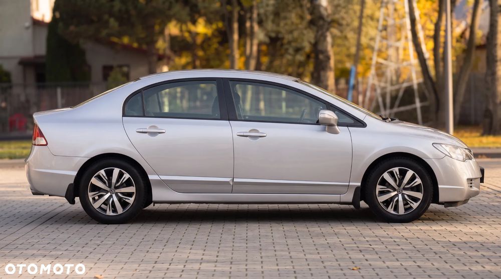 Honda Civic 1.8 Comfort - 2