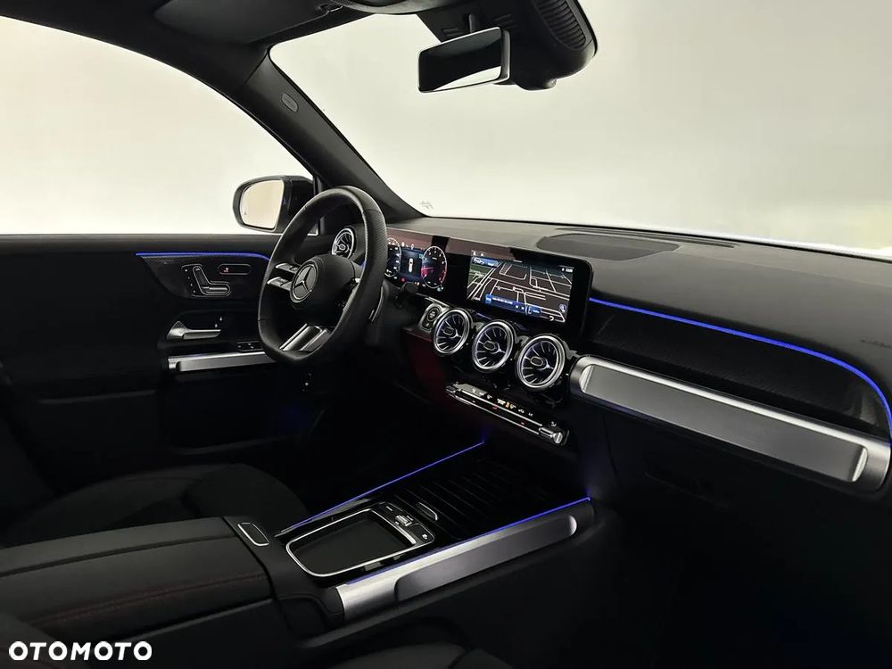 Mercedes-Benz GLB 200 AMG Line 7G-DCT - 23