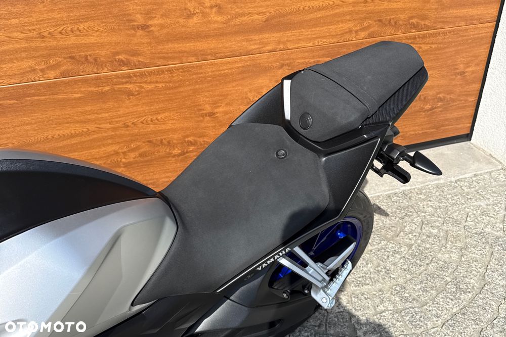 Yamaha MT - 33