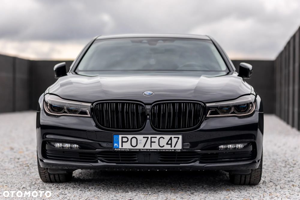 BMW Seria 7 740d xDrive - 23