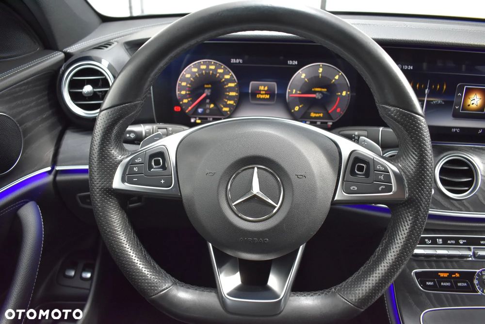 Mercedes-Benz Klasa E 220 d AMG - 15