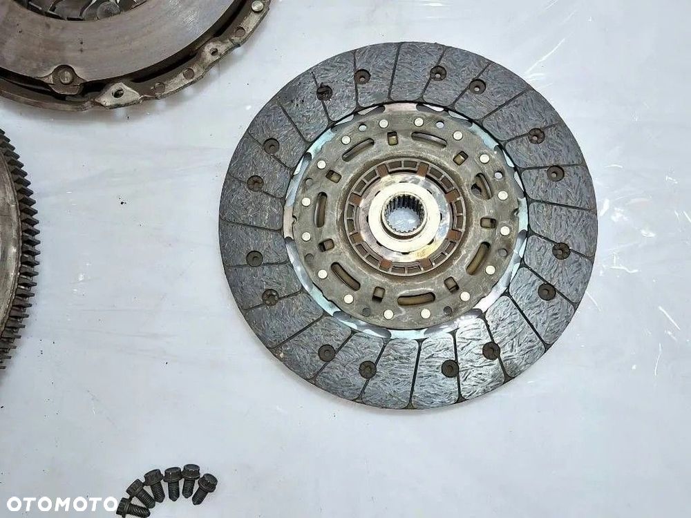 Skoda Octavia III 2016 2.0TDI CRM SPRZĘGŁO KOMPLETNE DWUMASA 04L141015E - 9