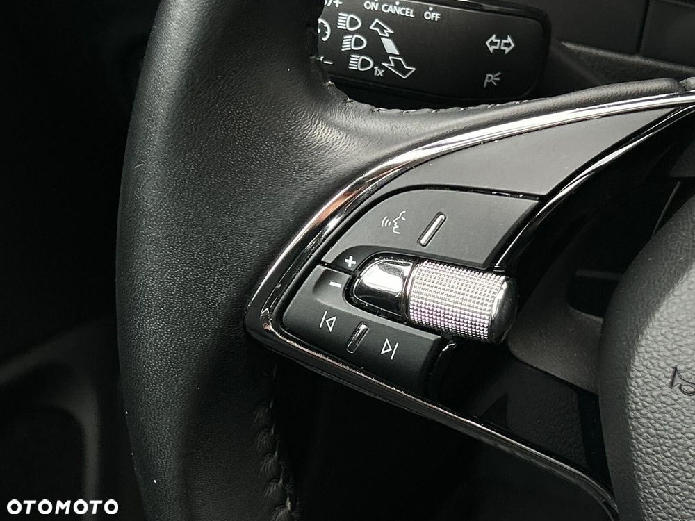 Skoda Superb 1.5 TSI Active DSG - 23