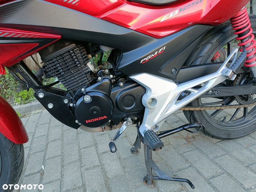 Honda CBF - 8