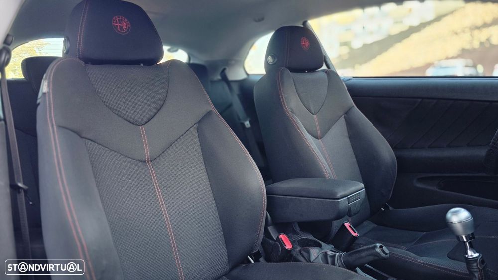Alfa Romeo GT 1.9 JTD M-JET Q2 - 20