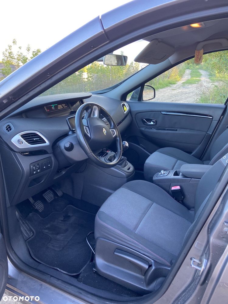 Renault Scenic - 5