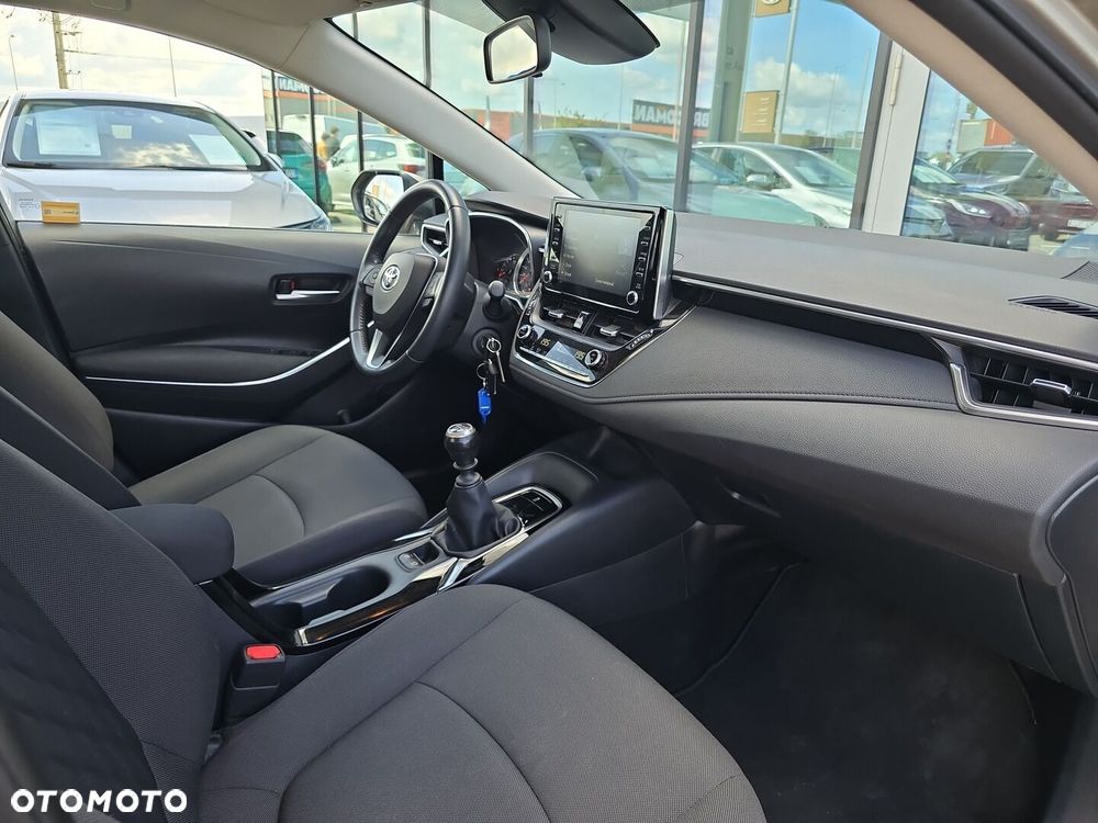 Toyota Corolla 1.5 Comfort - 15