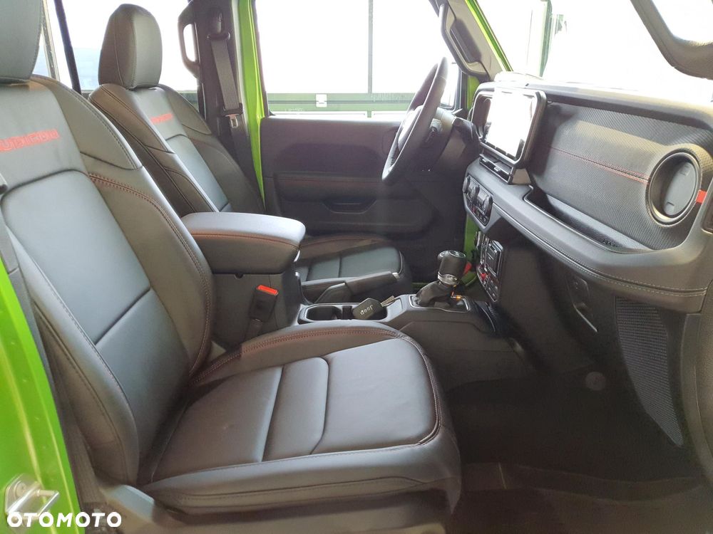 Jeep Wrangler Unlimited GME 2.0 Turbo Rubicon - 25