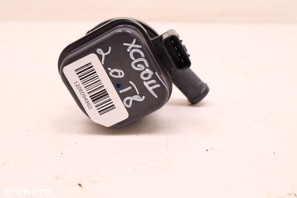 VOLVO XC60 II 2.0 T8 DODATKOWA POMPA WODY 32222252 - 6
