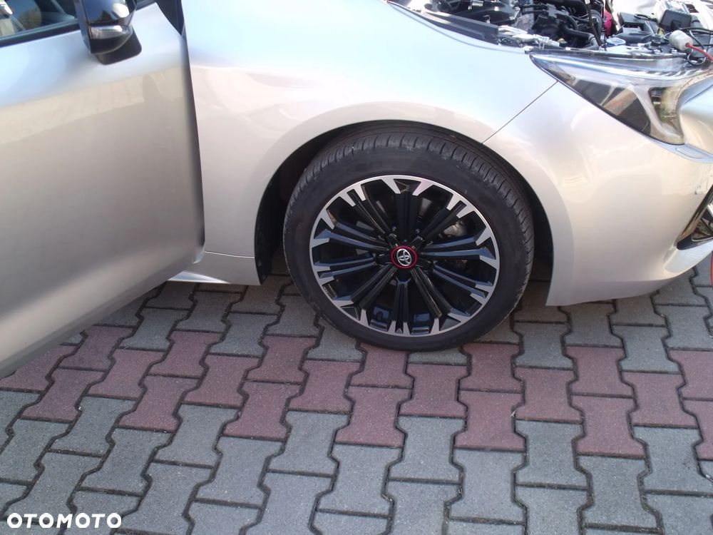 Toyota Corolla 1.8 Hybrid GR Sport Dynamic - 4