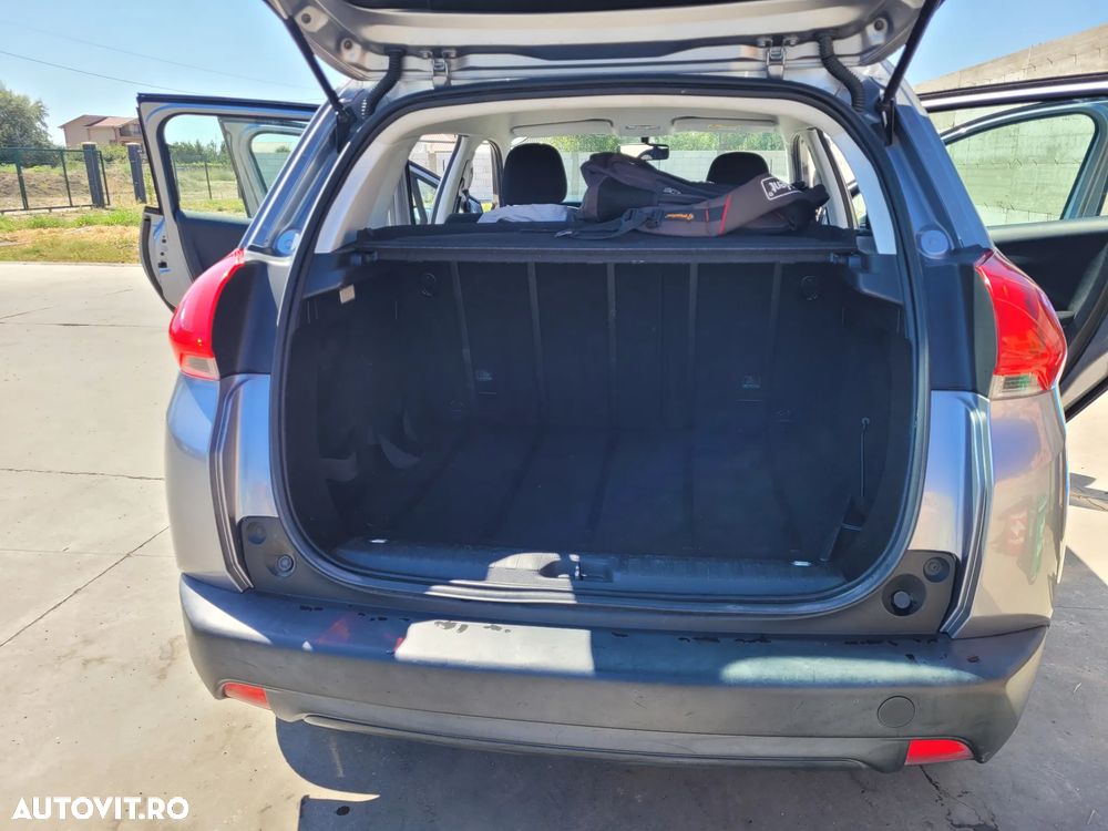 Peugeot 2008 1.2 L PureTech Active - 10