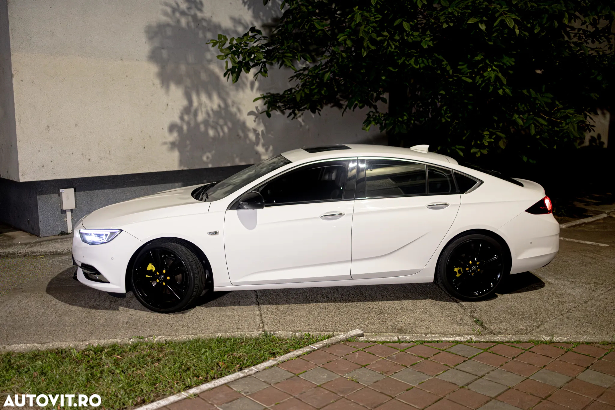 Opel Insignia Grand Sport 2.0 CDTI Start/Stop - 18