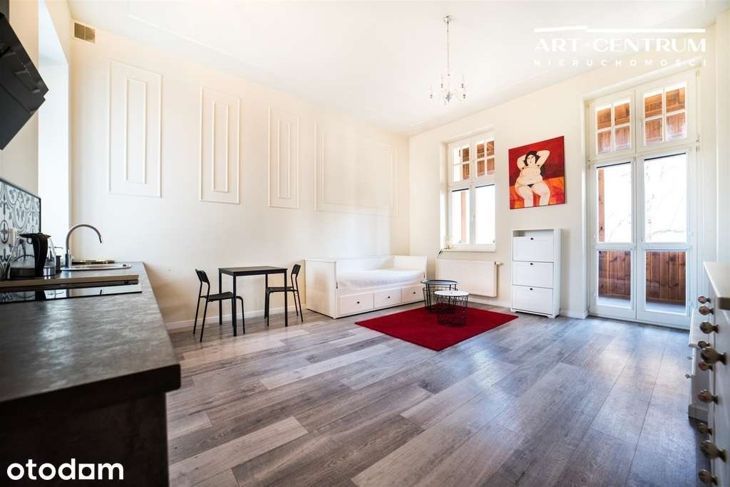 Klimatyczna kawalerka w kamienicy, 32 m² po remoń