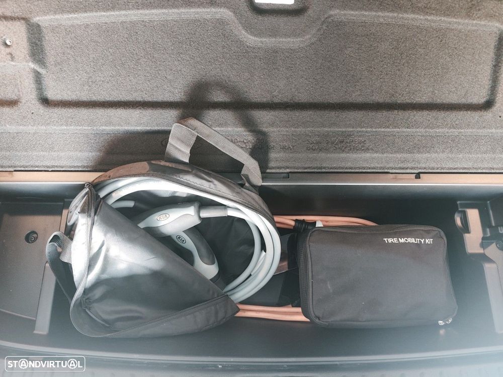 Kia Ceed SW 1.6 GDi PHEV Tech 6DCT - 17