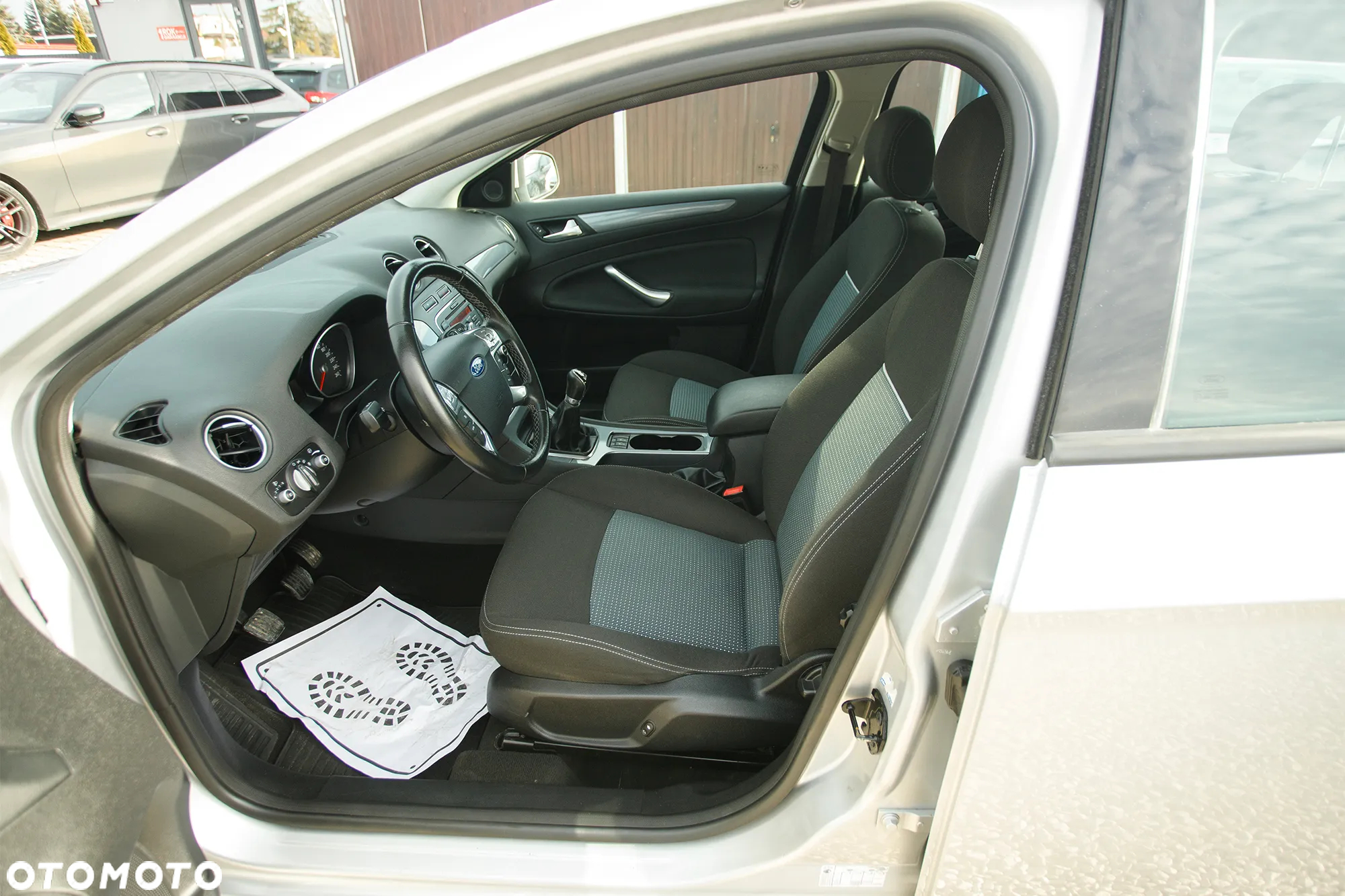 Ford Mondeo 2.0 FF Titanium - 21