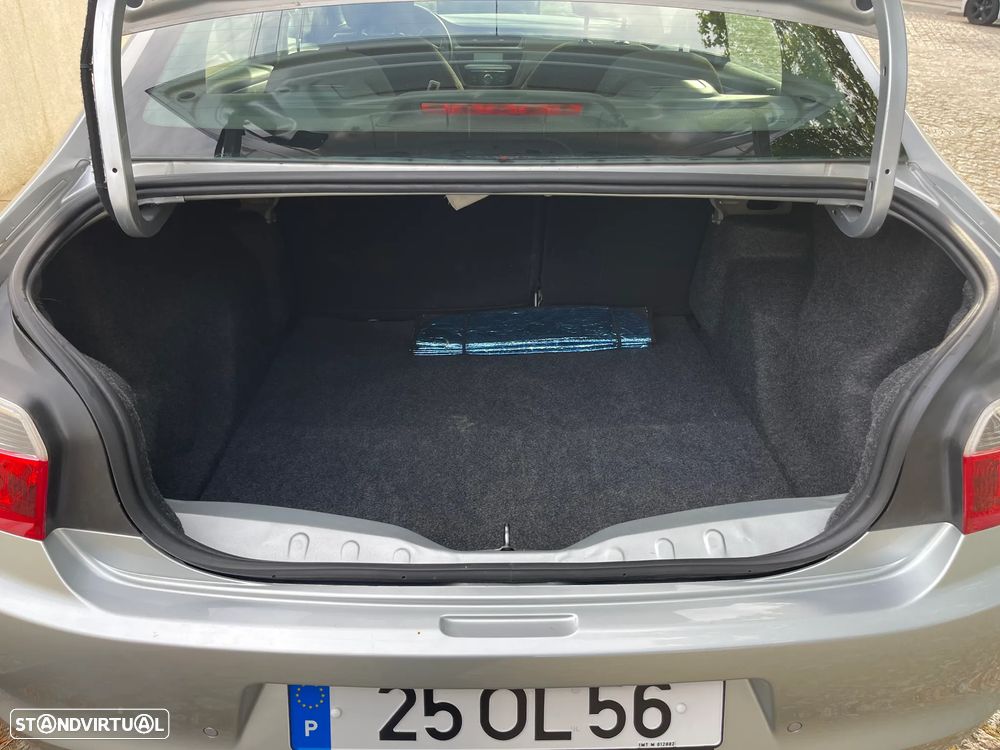 Citroën C-Elysée 1.6 HDi Exclusive - 16