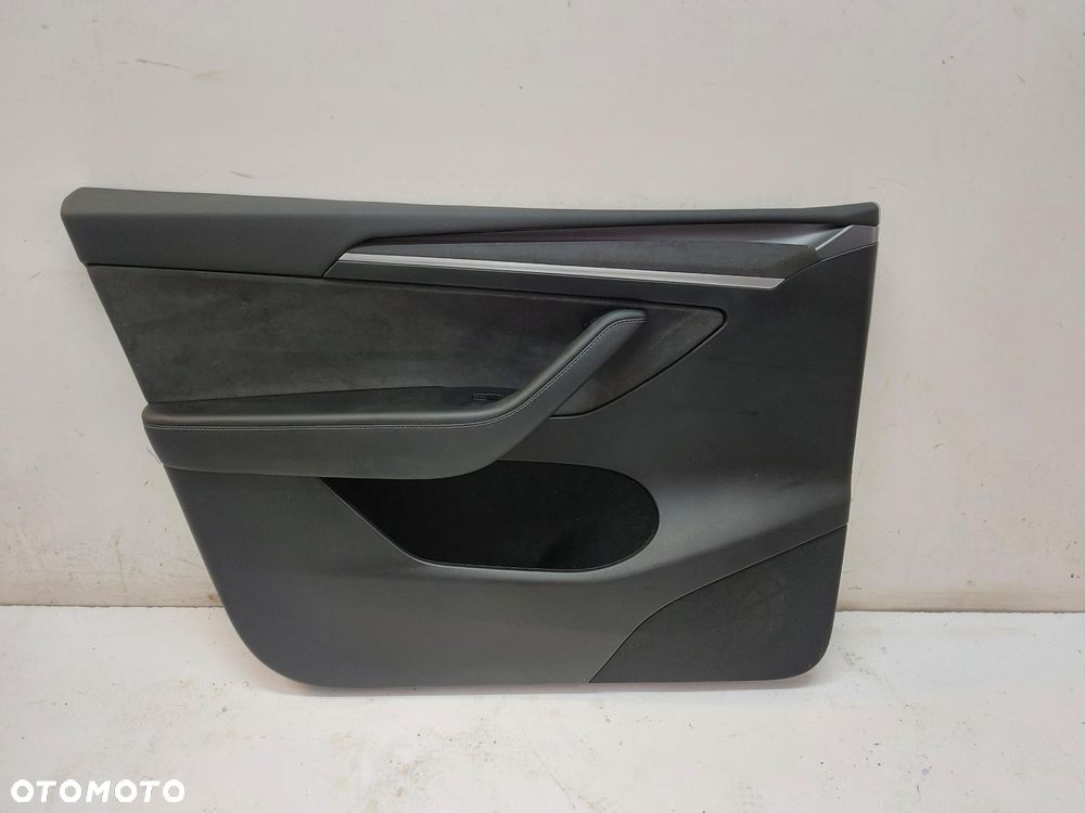 TESLA MODEL Y 2022r tapicerka boczek drzwi lewy przód  teslay,654756465 - 1