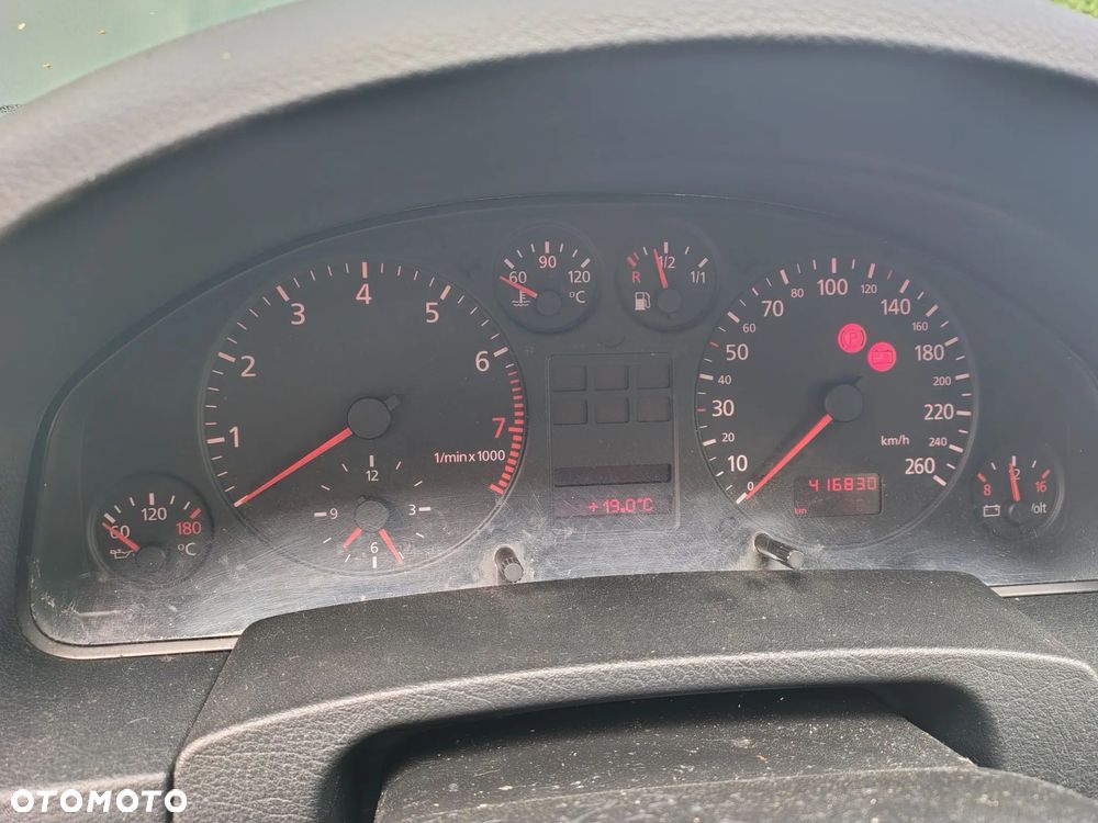 Audi A6 Limousine 2.4 - 14