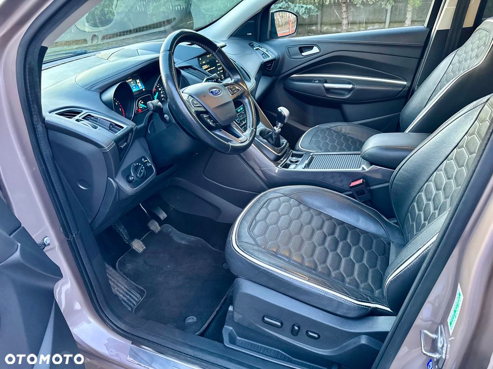 Ford Kuga 1.5 EcoBoost 2x4 Vignale - 21