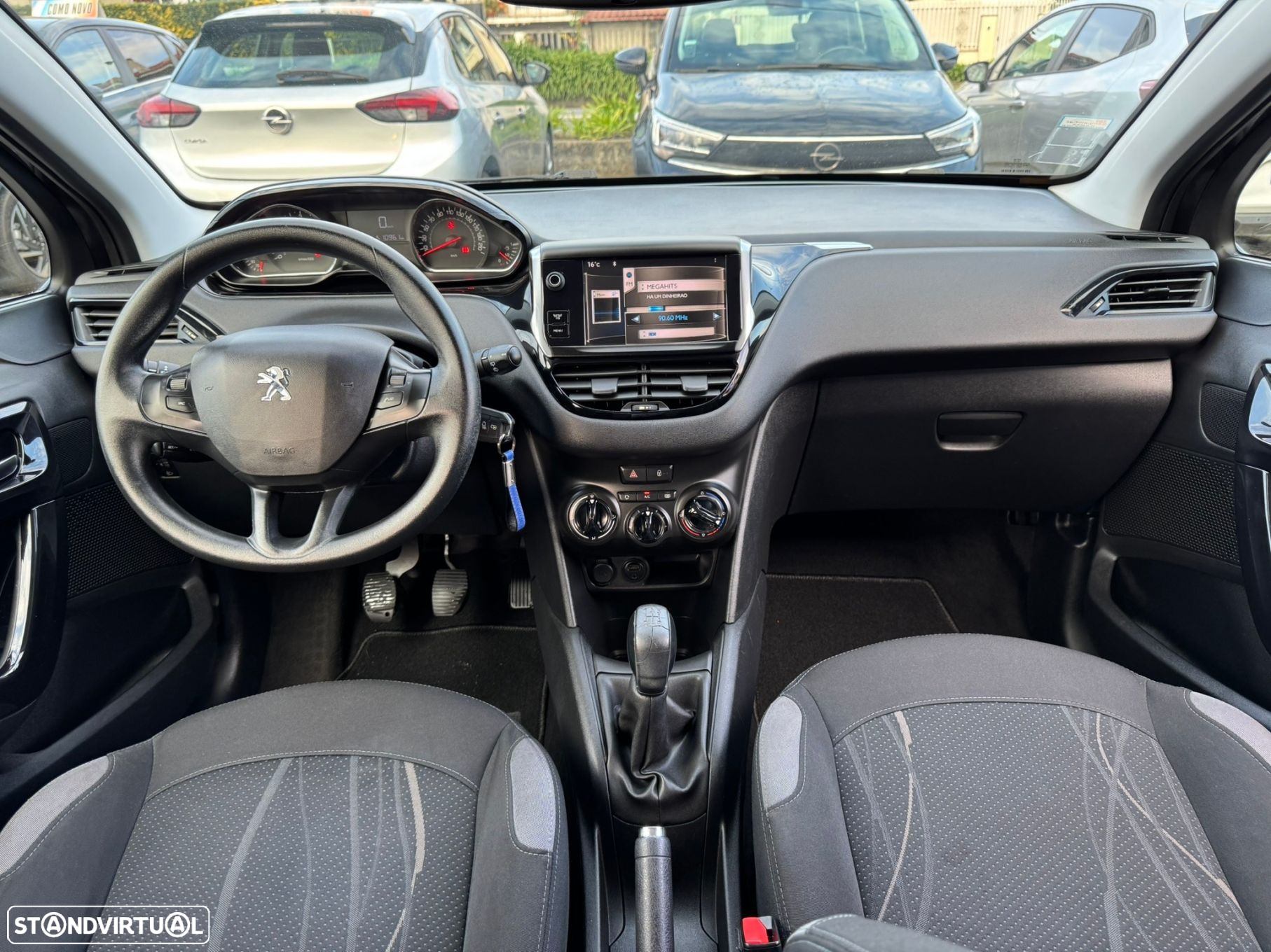 Peugeot 208 1.4 HDi Active - 11