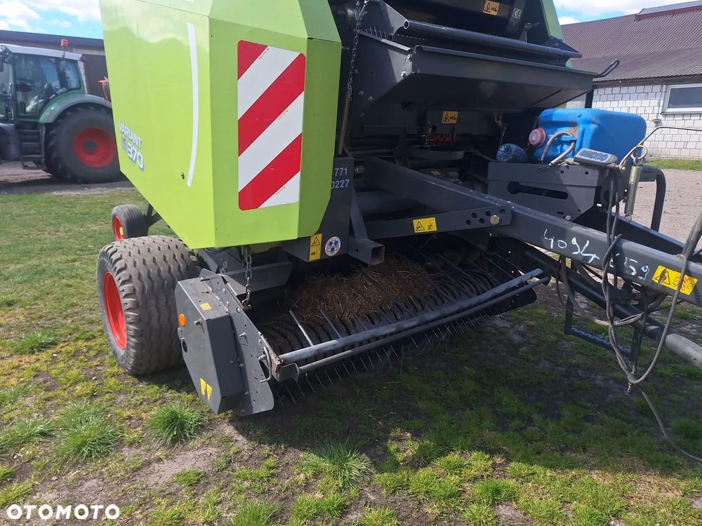 Claas Variant 370 - 5