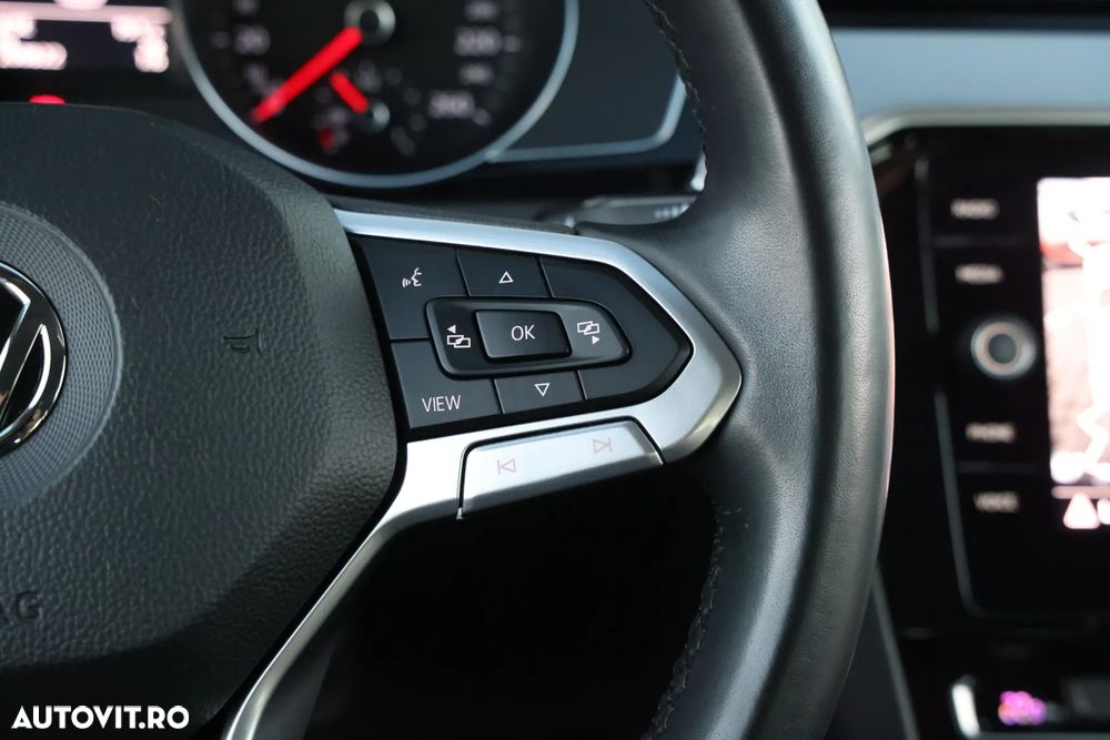 Volkswagen Passat 2.0 TDI SCR Comfortline - 31
