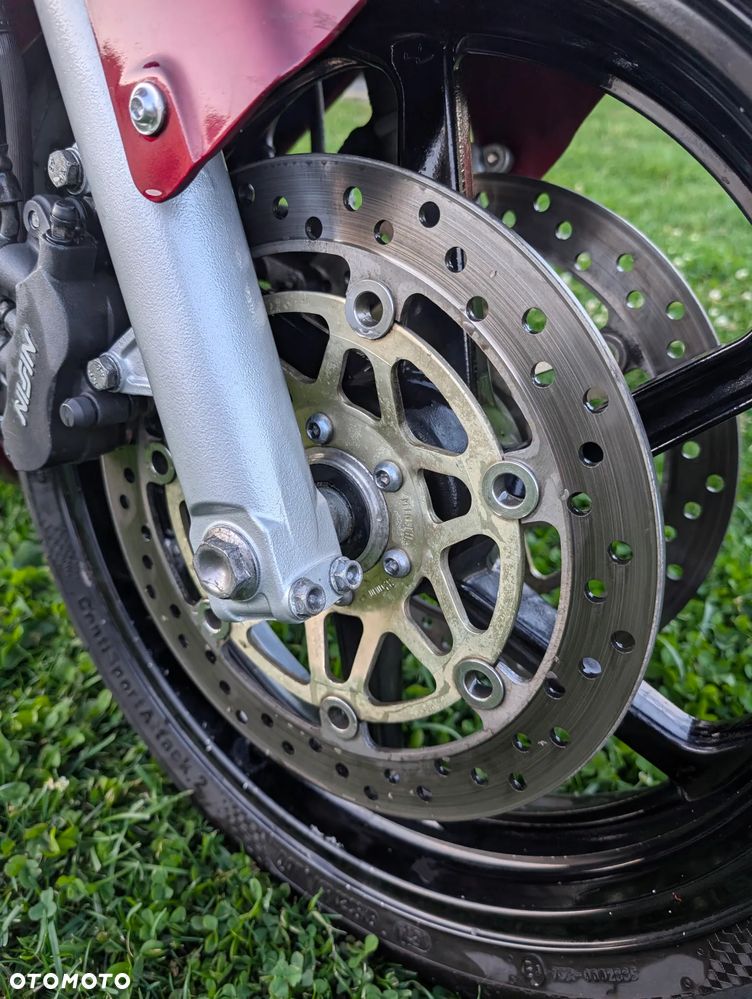 Honda VFR - 24