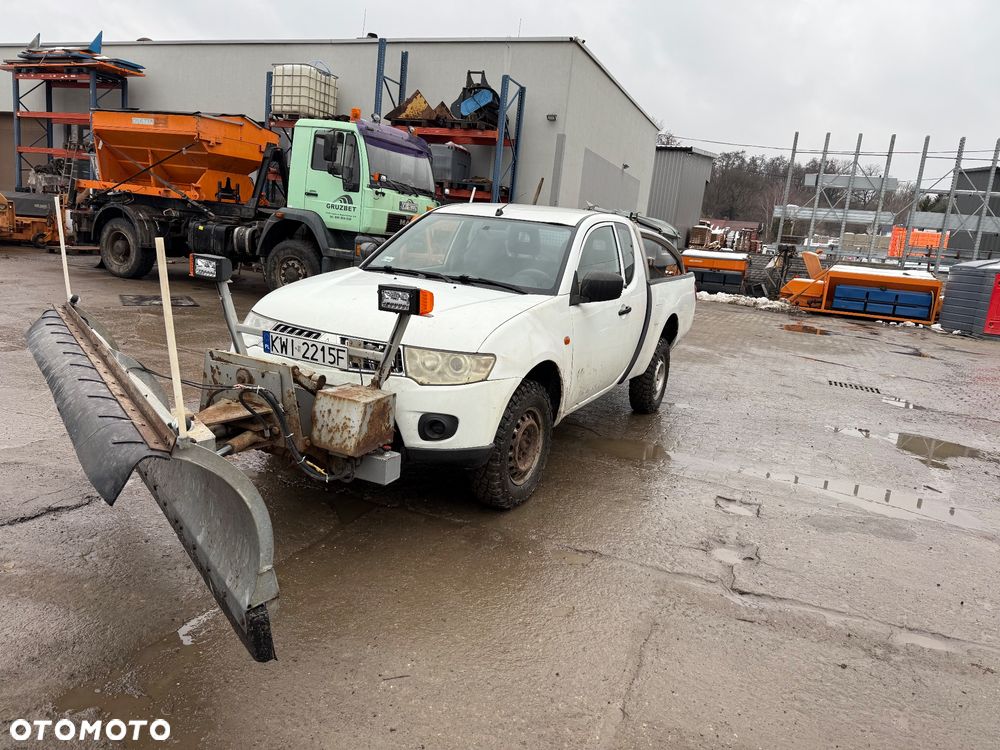 Mitsubishi L200 2.5 DID CC Invite - 1