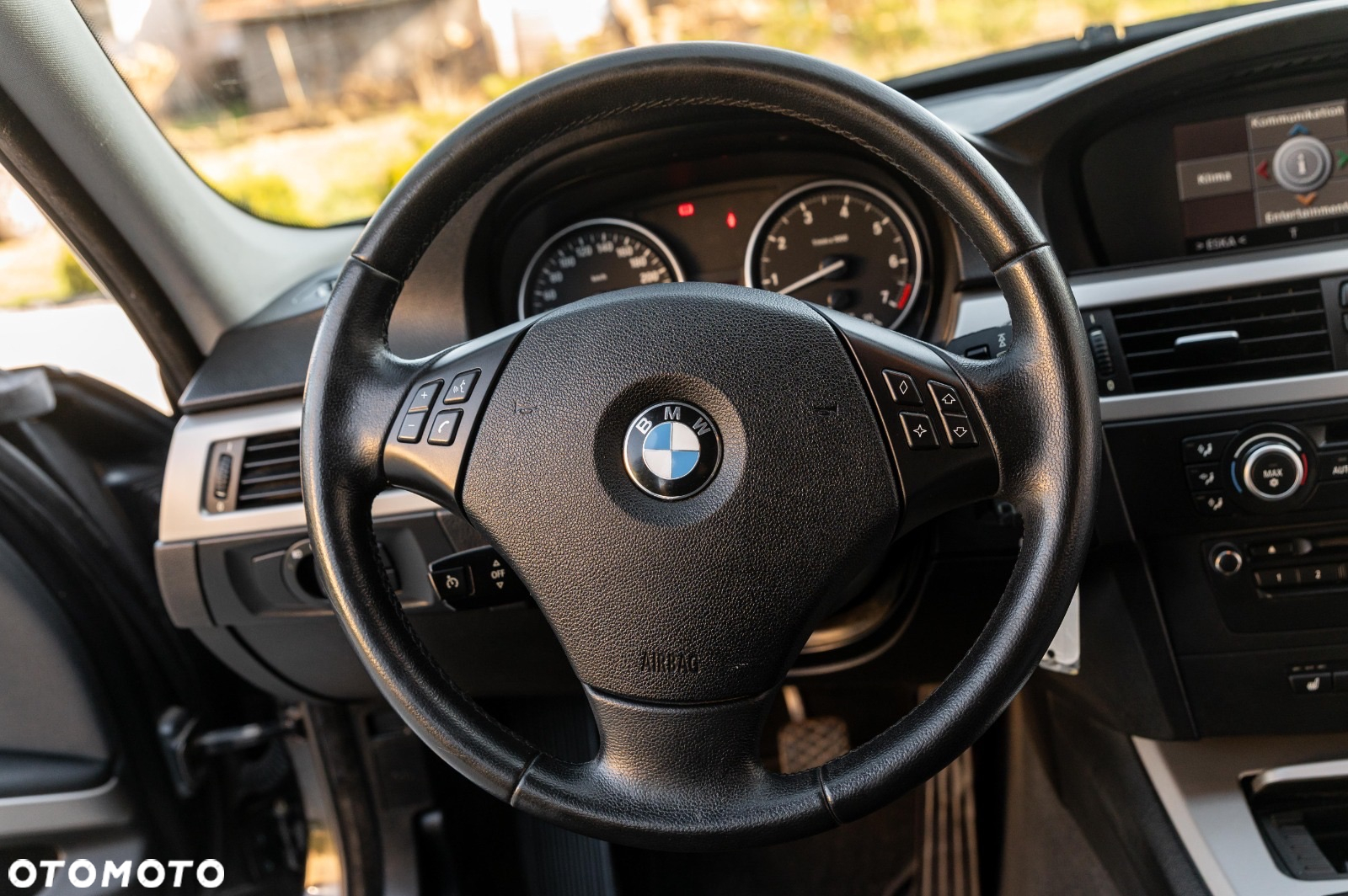 BMW Seria 3 320i Touring - 18