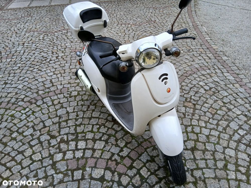 Piaggio Vespa - 1