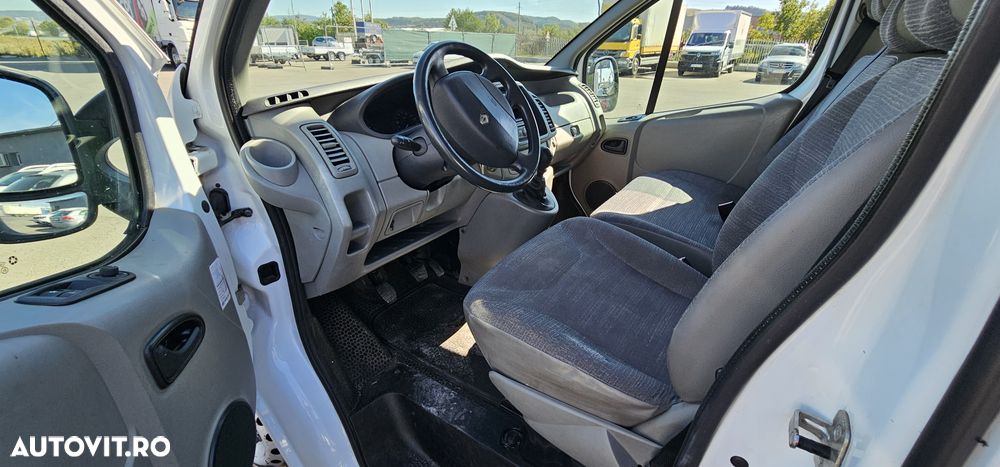 Renault Trafic 115 DCi - 17
