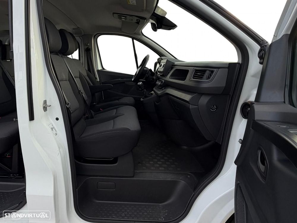 Renault Trafic 2.0 Blue dCi L2H1 IP - 9