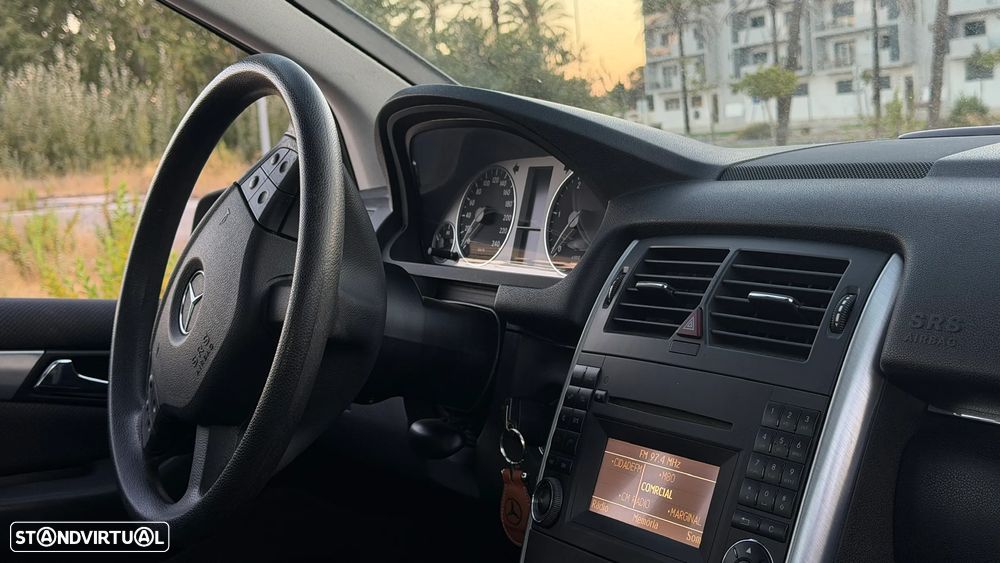Mercedes-Benz B 180 CDI Autotronic - 10