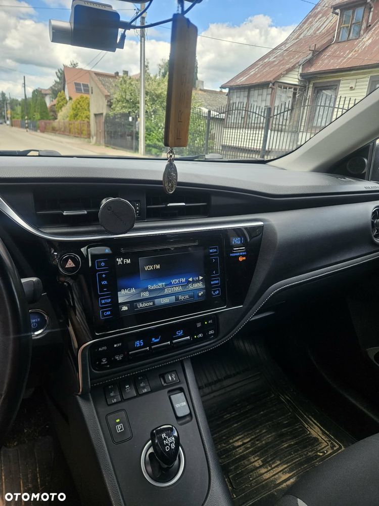 Toyota Auris 1.8 HSD Prestige NAVI - 3