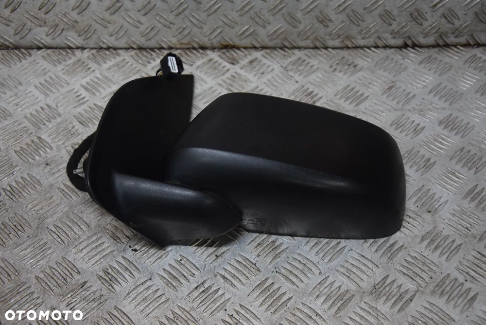 NISSAN PATHFINDER R51 LUSTERKO LEWE 5 PIN - 5