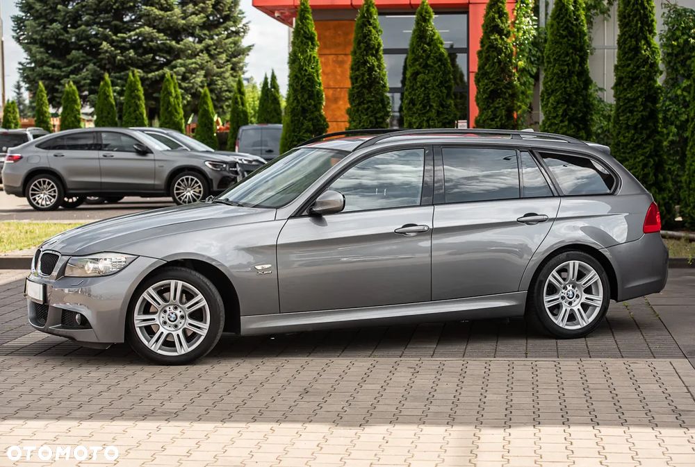 BMW Seria 3 320d xDrive DPF Touring - 7