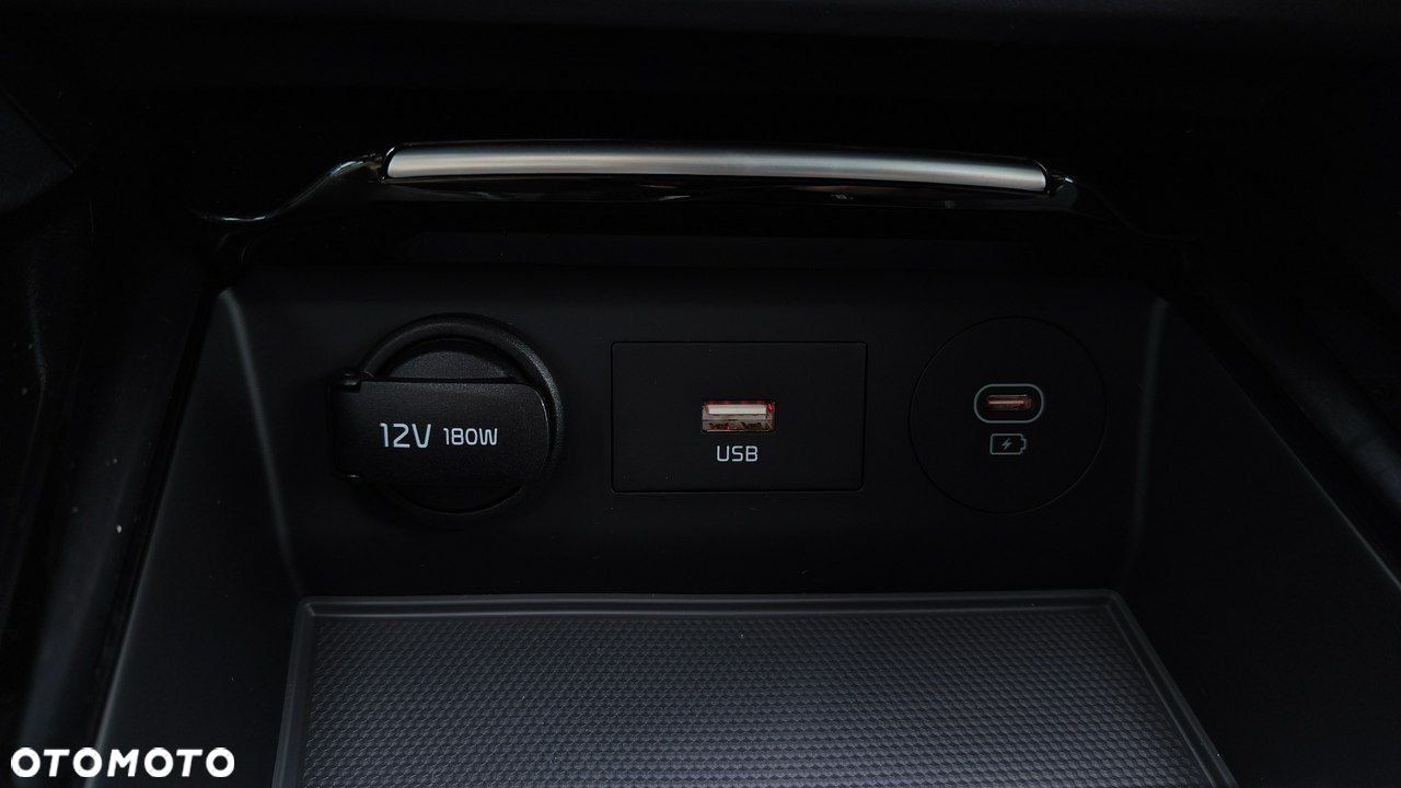 Kia Ceed - 23