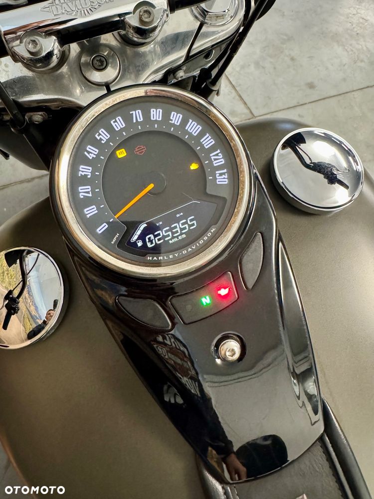 Harley-Davidson Softail Heritage Classic - 12