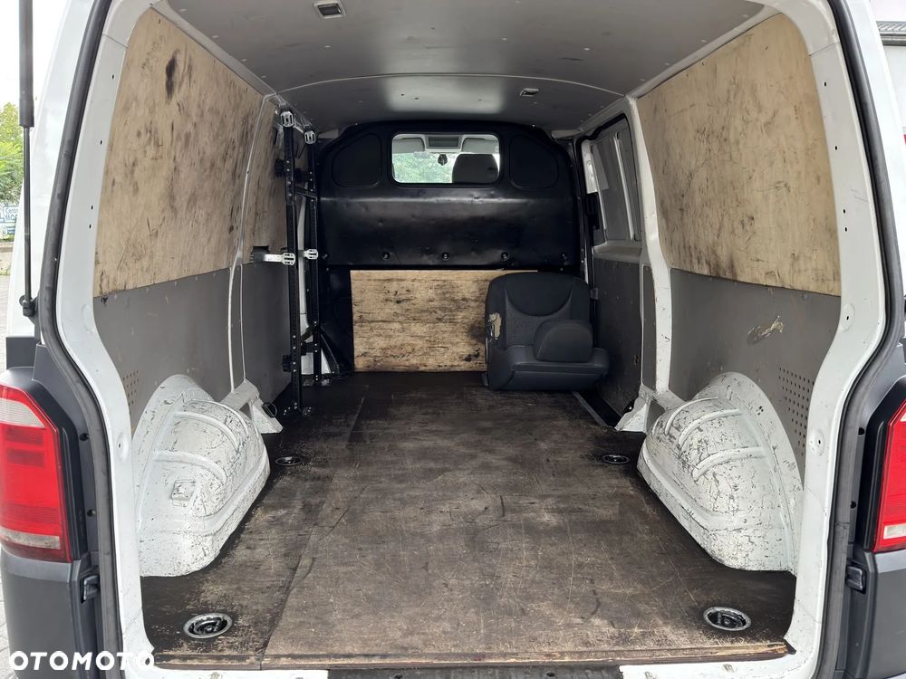 Volkswagen T6 TRANSPORTER 2,0 TDI - 16