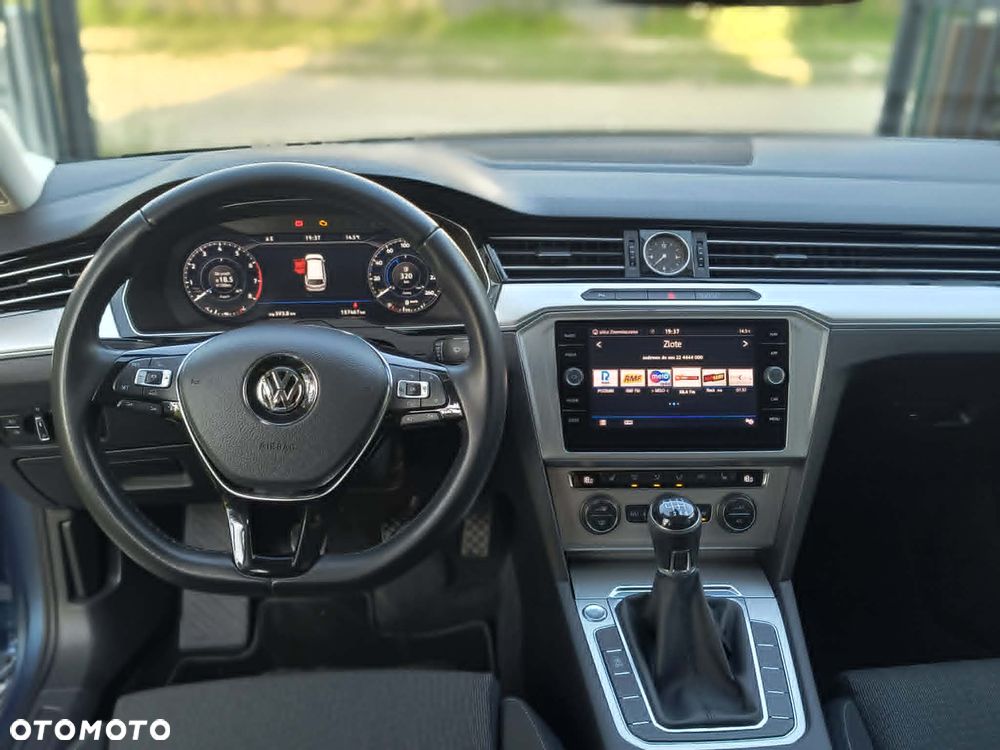 Volkswagen Passat 1.4 TSI BMT ACT Comfortline - 10