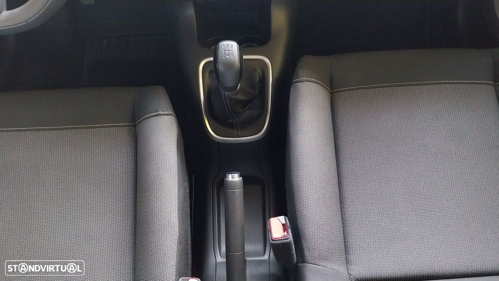 Citroën C3 1.2 PureTech C-Series - 17