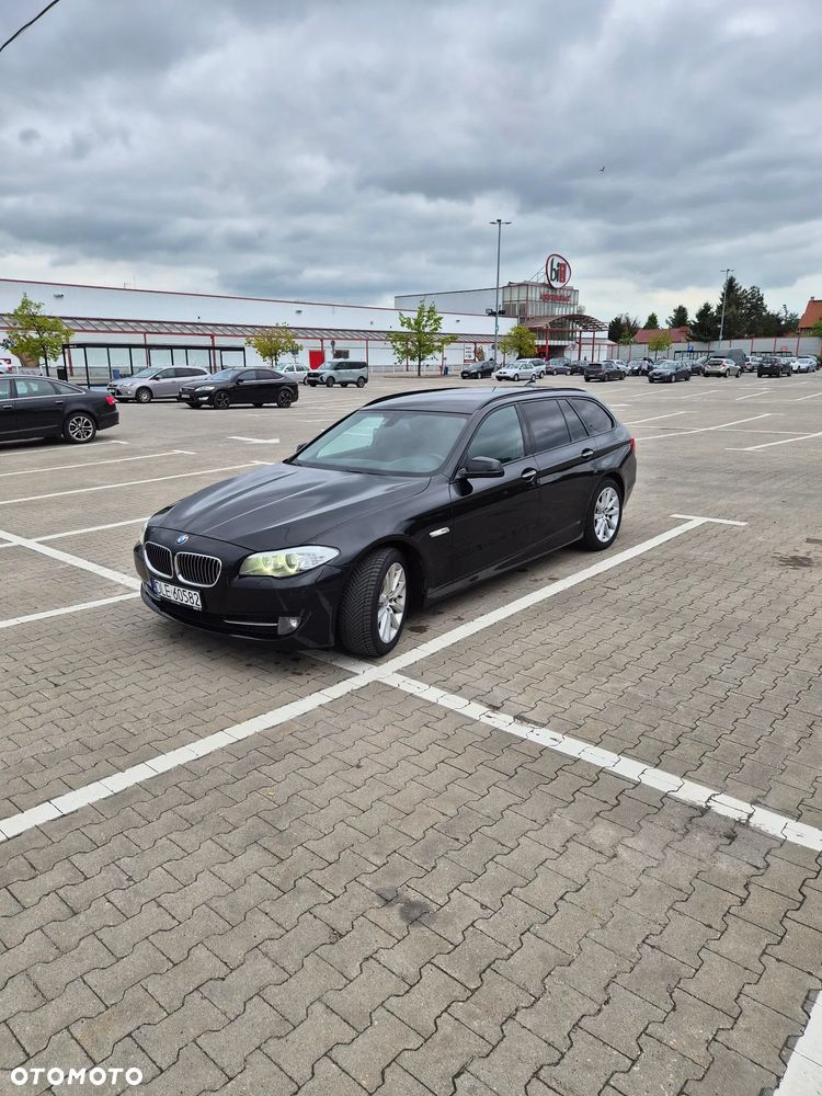 BMW Seria 5 - 25