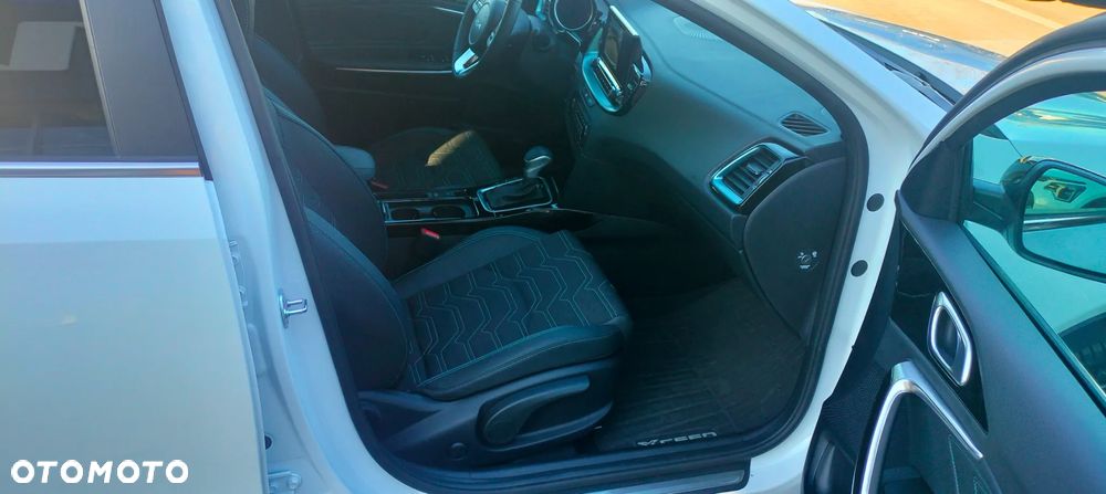 Kia XCeed 1.6 T-GDI Tribute DCT - 11