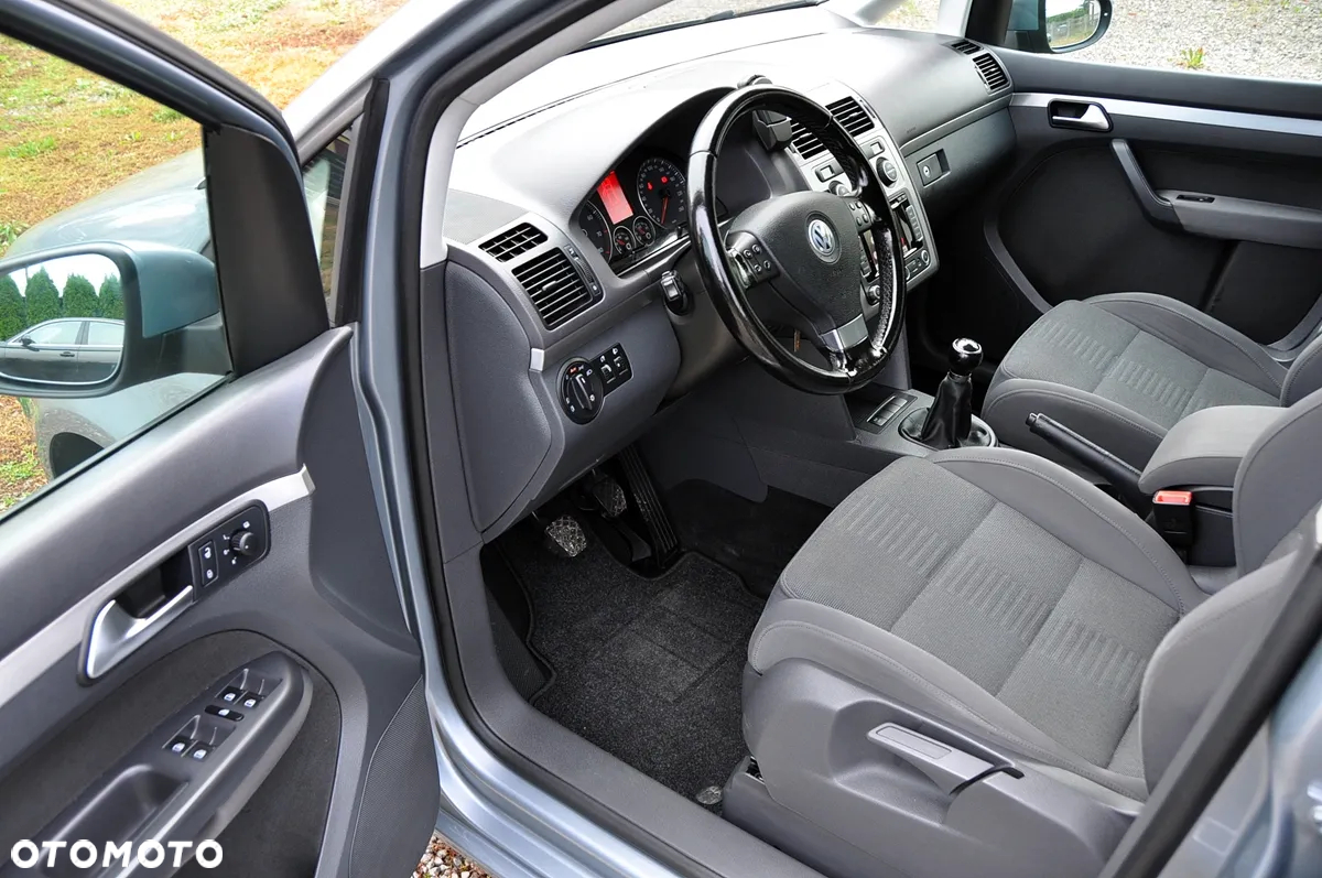 Volkswagen Touran 1.4 TSI Highline - 7