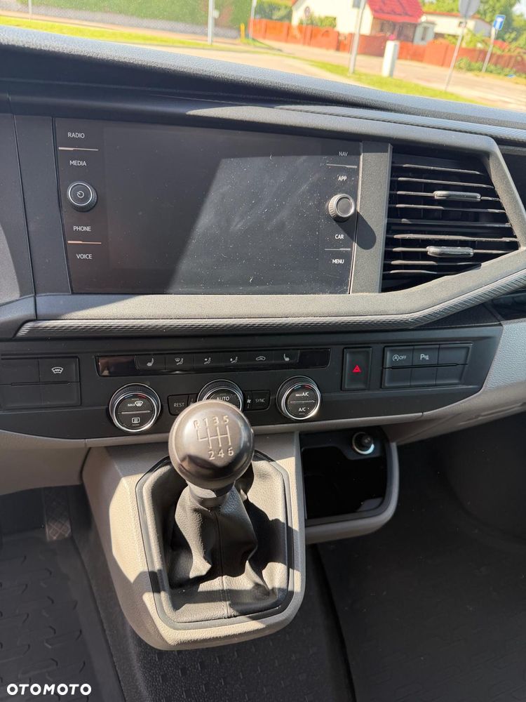 Volkswagen Caravelle 2.0 TDI L2 Highline - 8